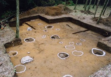 本丸建物跡の画像