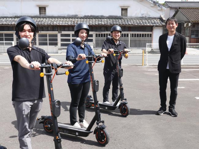 寄贈時集合写真